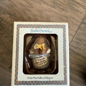 Vtg 2004 Boyds Basketbearies Friends Woven by Love Bear Figurine